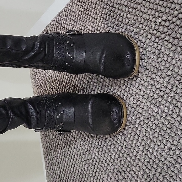 XOXO boots - Picture 10 of 11